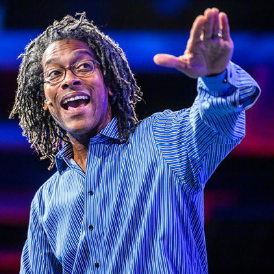 Headshot of Wil Reynolds